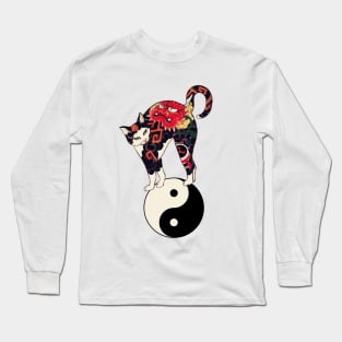 JAPANESE CAT WITH DRAGON RED DEVIL TATTOOS ON YIN YANG SYMBOL Long Sleeve T-Shirt